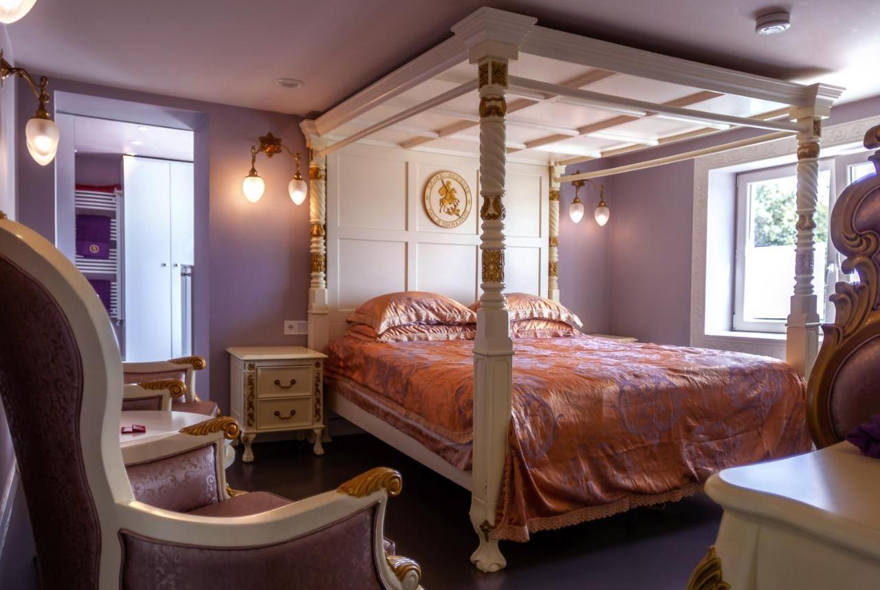 B&B Saint-Georges -Located In The City Centre Of Bruges- Kültér fotó A bedroom at the hotel