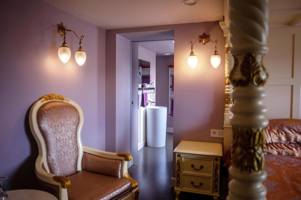 B&B Saint-Georges -Located In The City Centre Of Bruges- Kültér fotó A room in the hotel