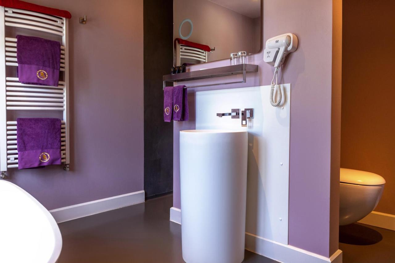B&B Saint-Georges -Located In The City Centre Of Bruges- Kültér fotó Bathroom
